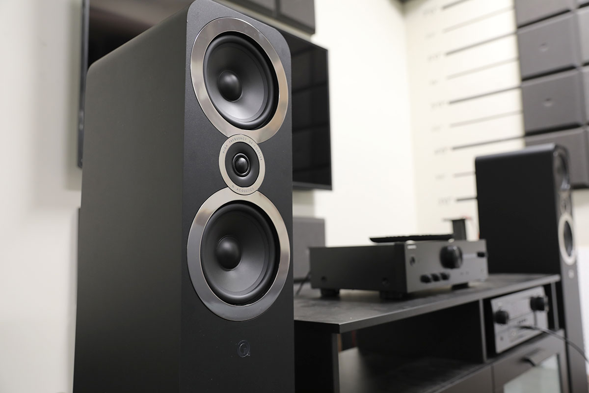 Kef 7.1 best sale surround sound speakers